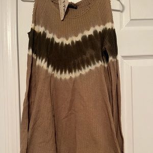 T bag waffle off the shoulder shirt